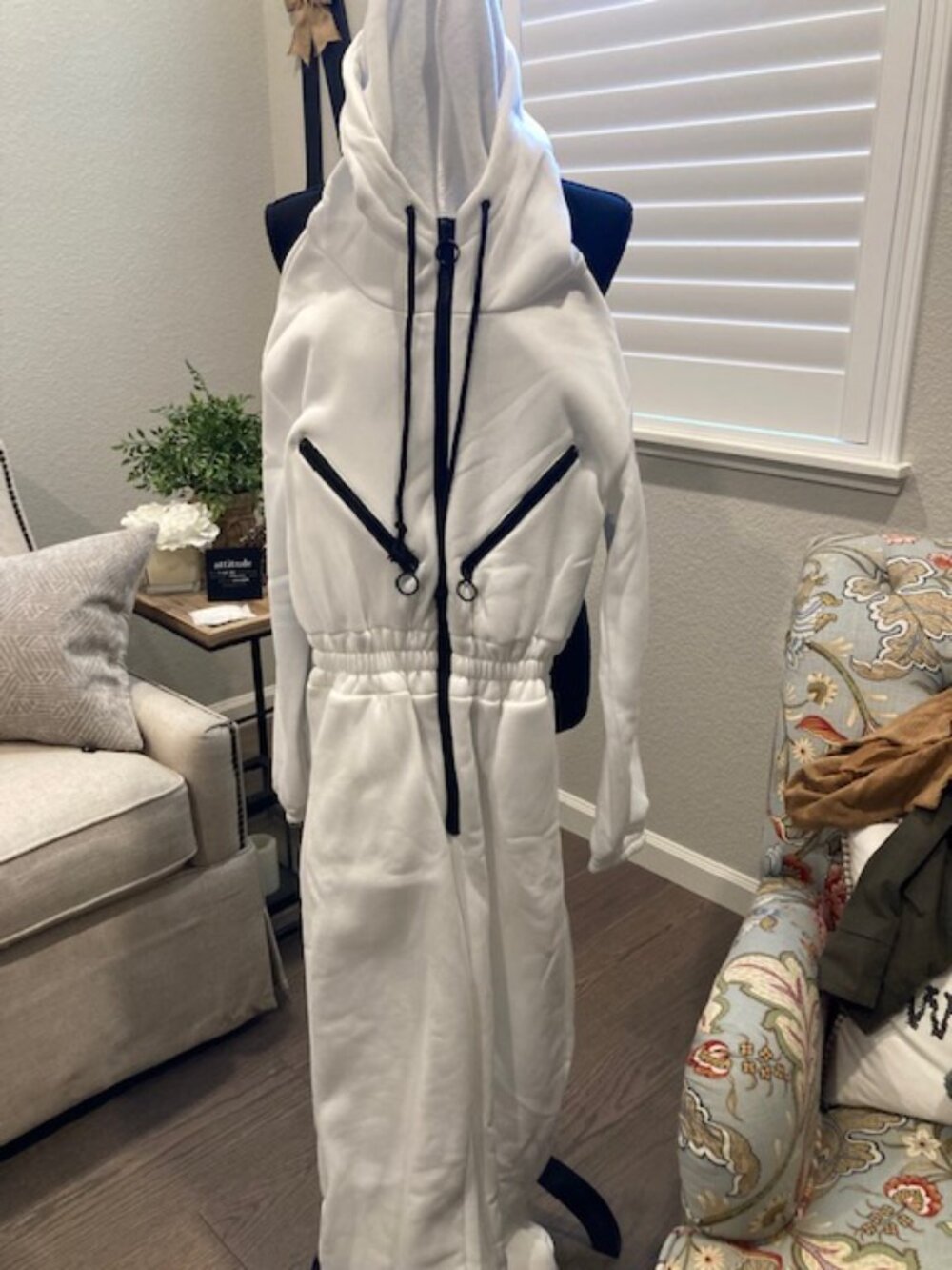 Jumpsuit in White and Black